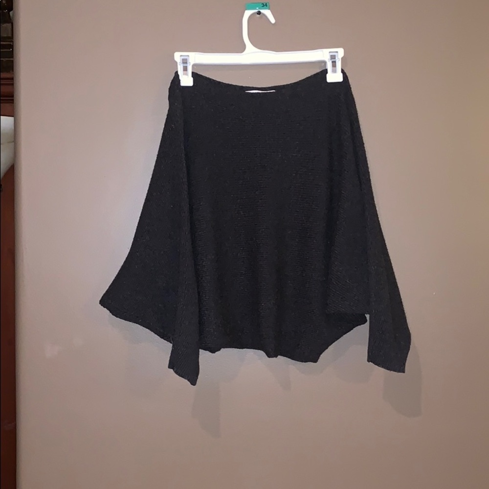 Zara Cropped Wide Crew Sweater